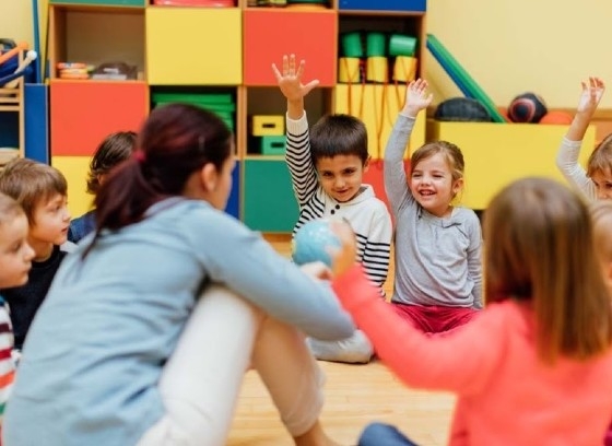 900 παιδιά με πλήρη φάκελο μένουν χωρίς voucher εκτός ΚΔΑΠ στον Έβρο.